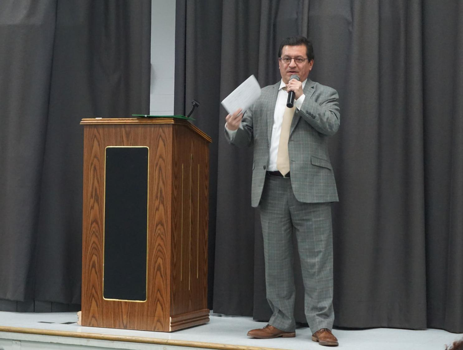 Photo_News_LatinoRoundtable Jorge Figueredo